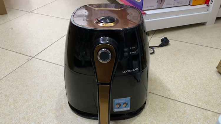 nồi chiên không dầu Lock&Lock EJF137FU 3 lít