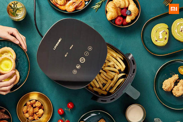 nồi có bảng điều khiển cảm ứng thân thiện với người dùng